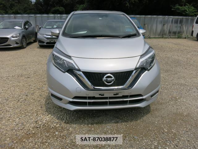 Nissan NOTE 2019-02 325479-3