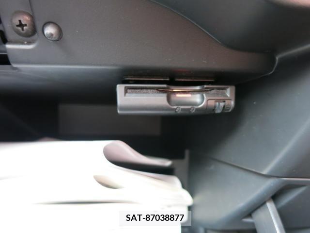 Nissan NOTE 2019-02 325479-10