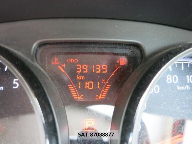 Nissan NOTE 2019-02 325479-7