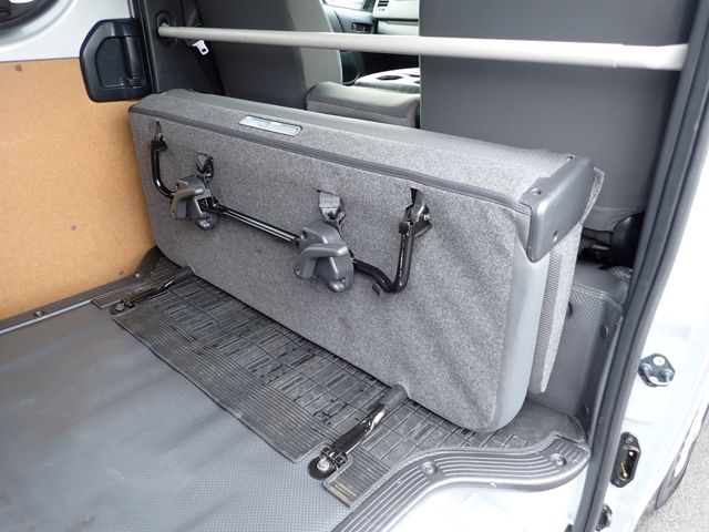 Toyota HIACE VAN 2017-10 24551-24
