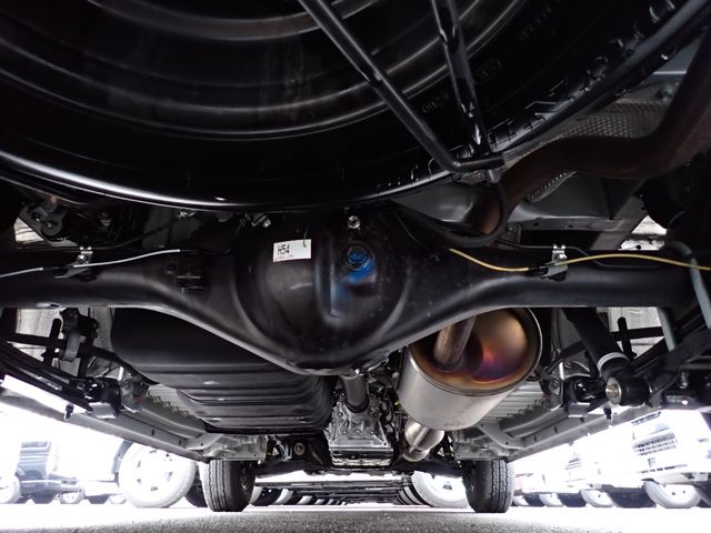 Toyota HIACE VAN 2017-10 24551-28