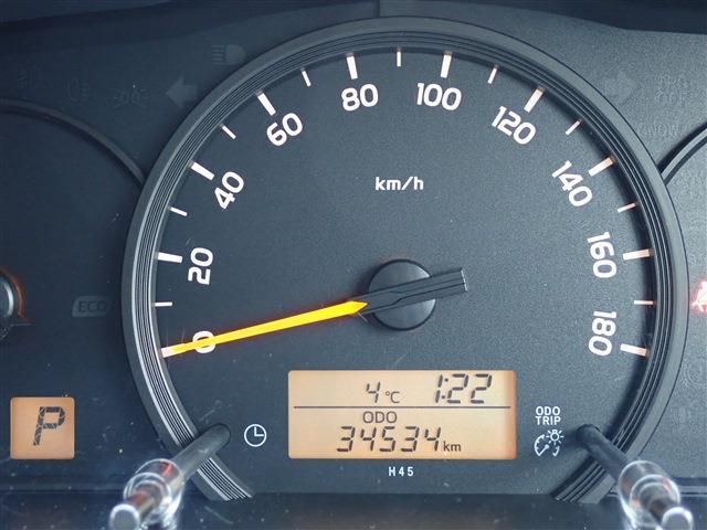 Toyota HIACE VAN 2017-10 24551-8