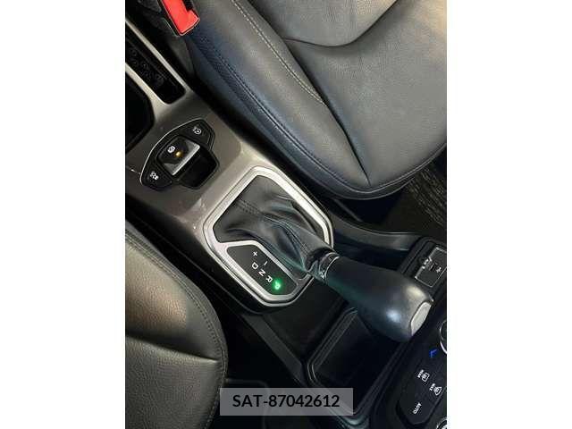 Jeep RENEGADE 2018-12 298752-7