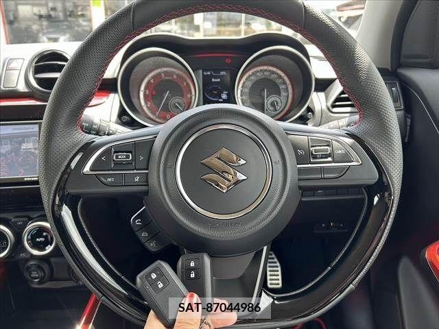 Suzuki SWIFT 2023-09 376309-4