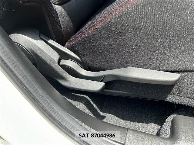 Suzuki SWIFT 2023-09 376309-29