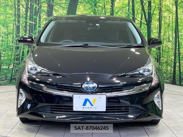 Toyota PRIUS 2017-08 282042-14