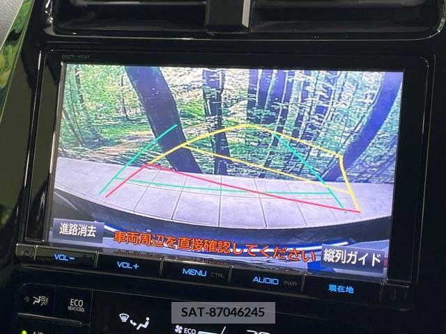 Toyota PRIUS 2017-08 282042-3