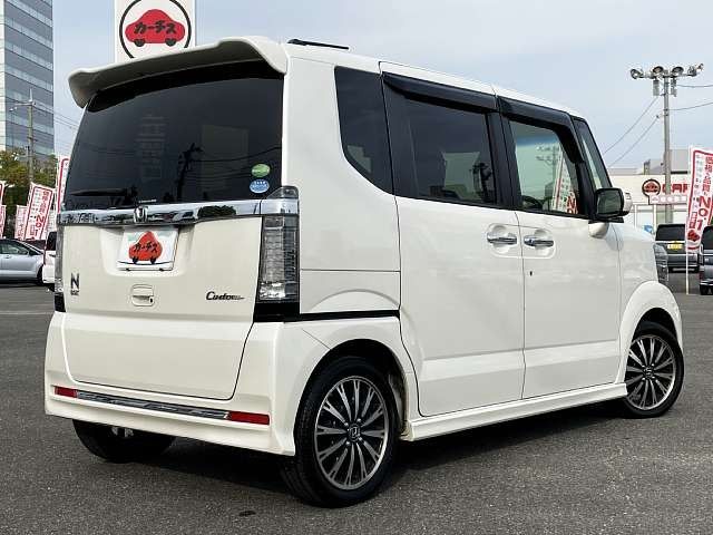Honda N BOX CUSTOM 2017-05 13733-2
