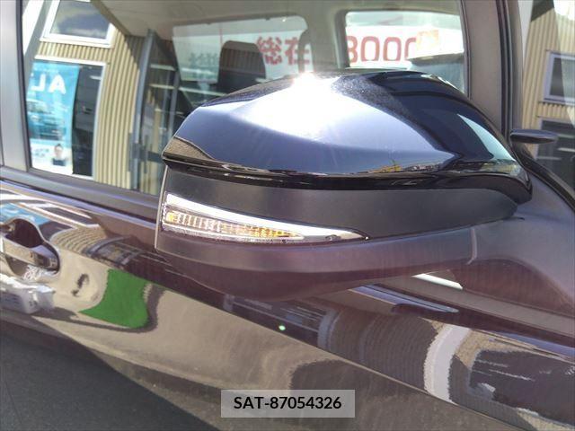 Toyota NOAH 2016-02 279455-5
