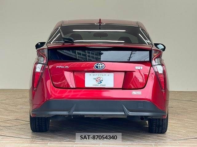 Toyota PRIUS 2016-06 366316-14