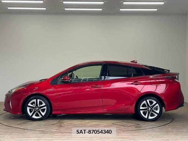 Toyota PRIUS 2016-06 366316-12