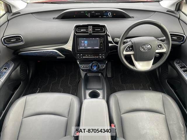 Toyota PRIUS 2016-06 366316-1