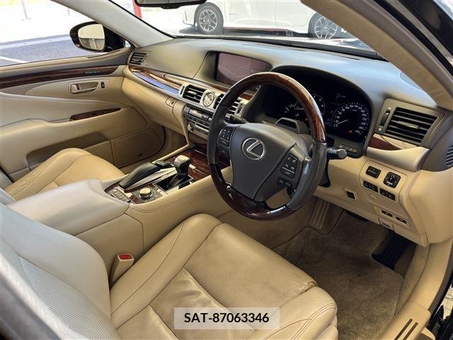 Lexus LS 2013-01 316844-8