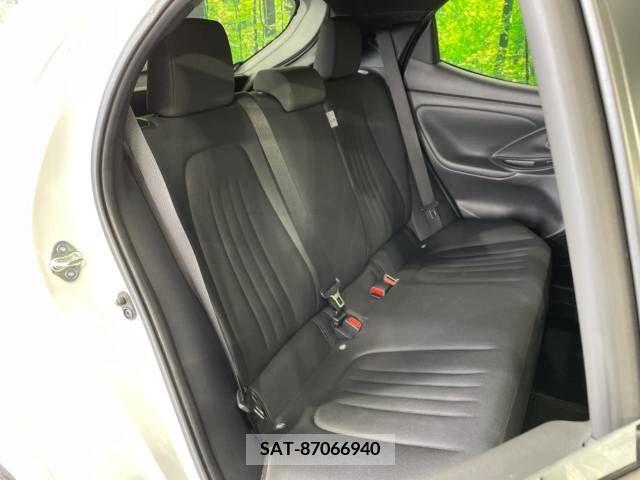 Toyota YARIS 2022-02 214204-10