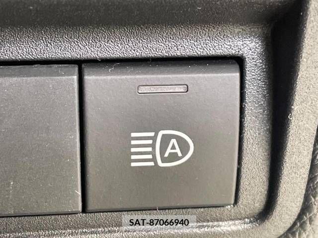Toyota YARIS 2022-02 214204-6