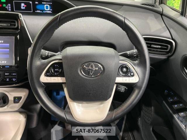 Toyota PRIUS 2016-03 322354-11