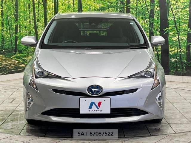 Toyota PRIUS 2016-03 322354-14