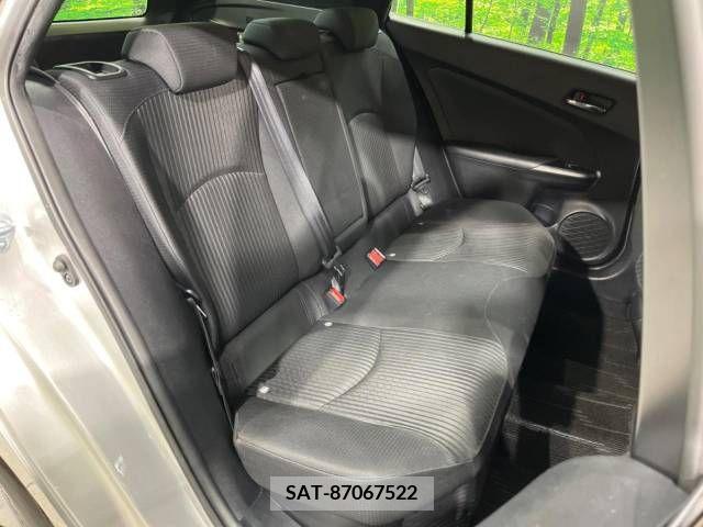 Toyota PRIUS 2016-03 322354-9