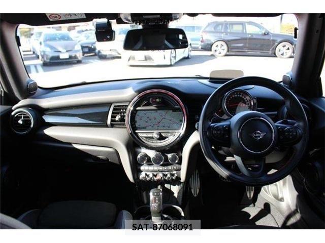Bmw MINI 2019-09 208730-1