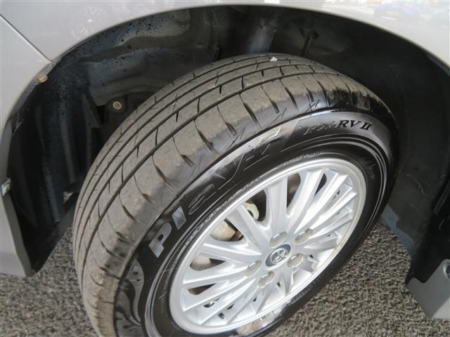 Toyota NOAH 2015-09 28796-17