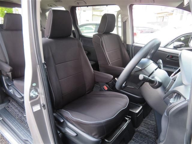 Toyota NOAH 2015-09 28796-5