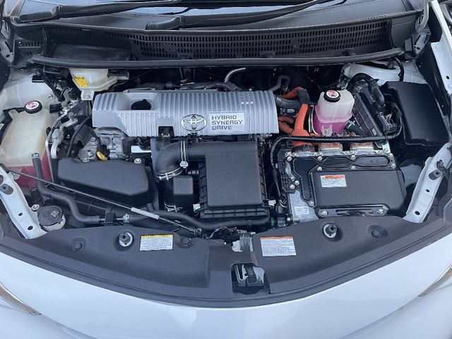 Toyota PRIUS ALPHA 2017-08 17007-26