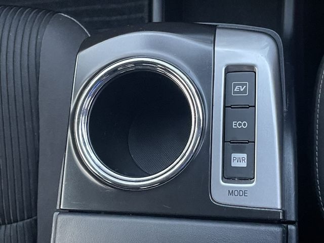 Toyota PRIUS ALPHA 2017-08 17007-14