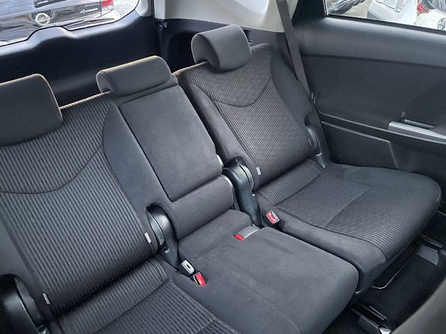Toyota PRIUS ALPHA 2017-08 17007-6