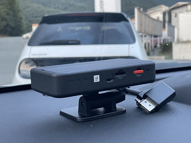 Toyota PRIUS ALPHA 2017-08 17007-18