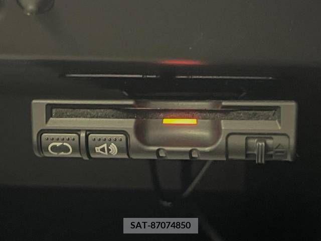 Nissan NOTE 2017-01 384761-7