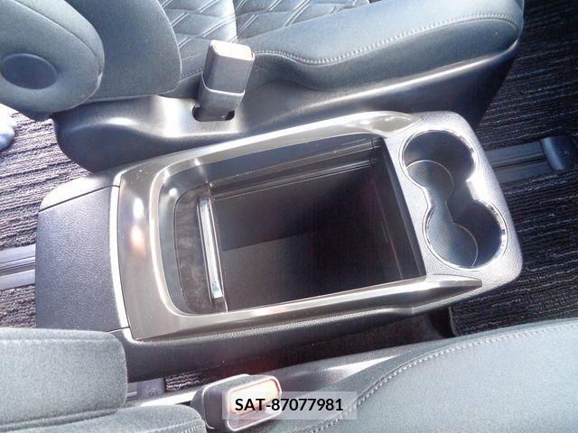 Toyota VELLFIRE 2018-08 394707-17