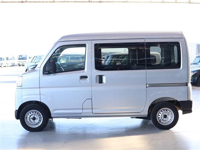 Daihatsu HIJET CARGO 2022-11 185500-21