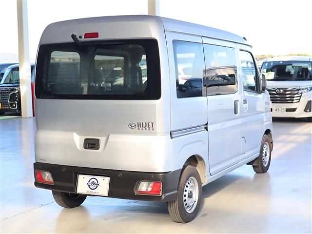 Daihatsu HIJET CARGO 2022-11 185500-2