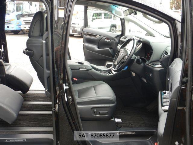 Toyota ALPHARD 2021-12 212120-4