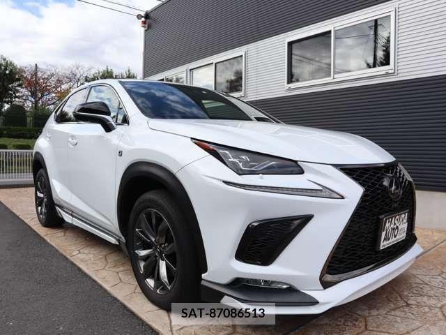 Lexus NX 2018-04 208422-2