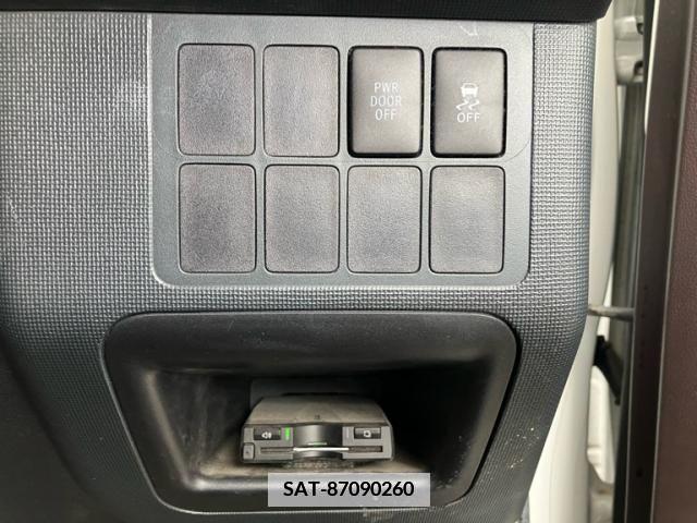 Toyota SPADE 2014-09 355116-12