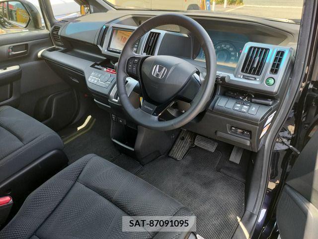 Honda STEP WGN 2010-02 368849-5