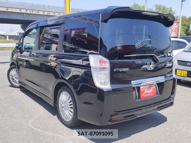 Honda STEP WGN 2010-02 368849-4