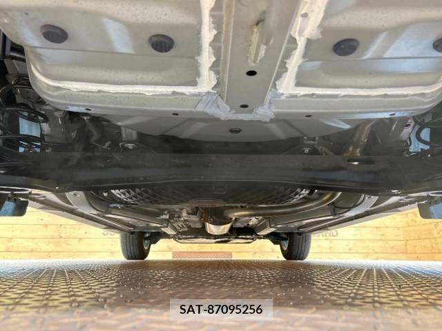 Daihatsu ROCKY 2019-11 299081-19