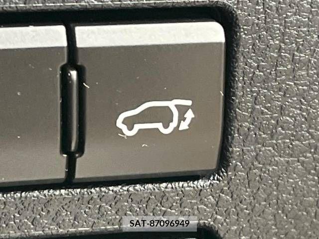 Lexus NX 2019-08 275634-6