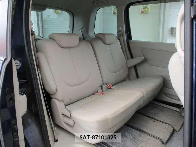 Mazda BIANTE 2011-12 261715-10