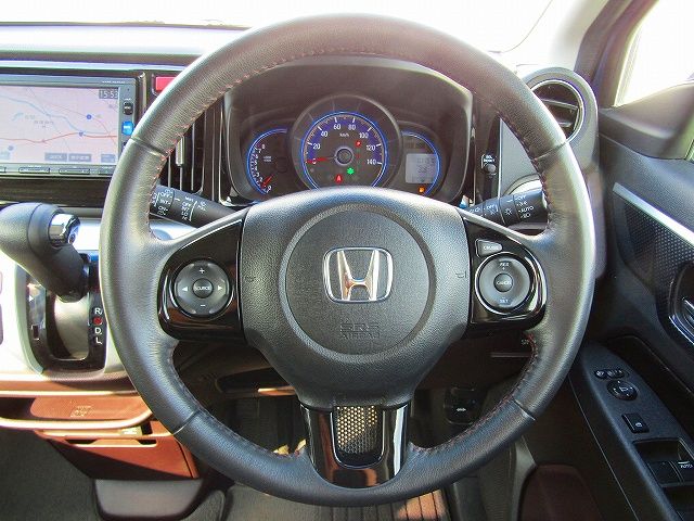 Honda N-WGN 2016-03 8325-13