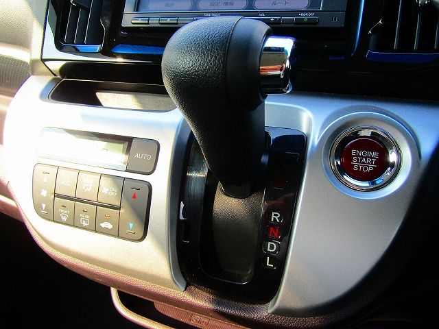 Honda N-WGN 2016-03 8325-19