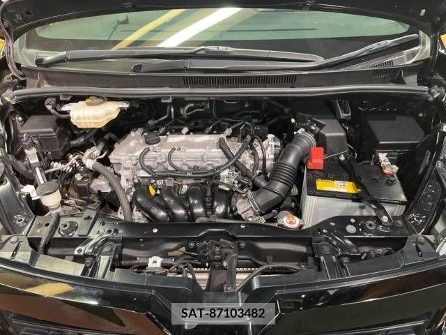 Toyota VOXY 2019-02 218255-18