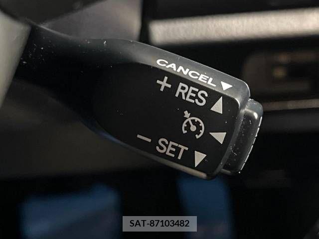 Toyota VOXY 2019-02 218255-5