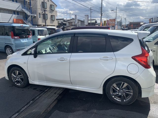 Nissan NOTE 2013-01 1580-5