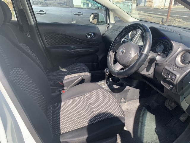 Nissan NOTE 2013-01 1580-9