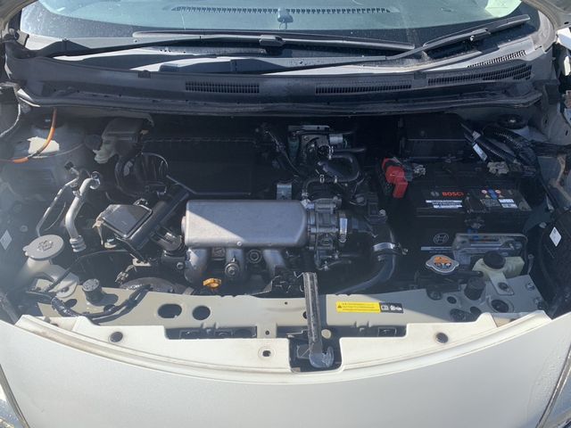 Nissan NOTE 2013-01 1580-29