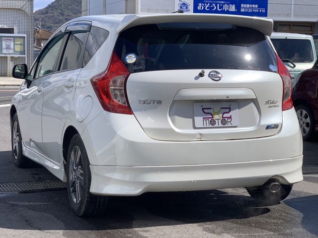 Nissan NOTE 2013-01 1580-2