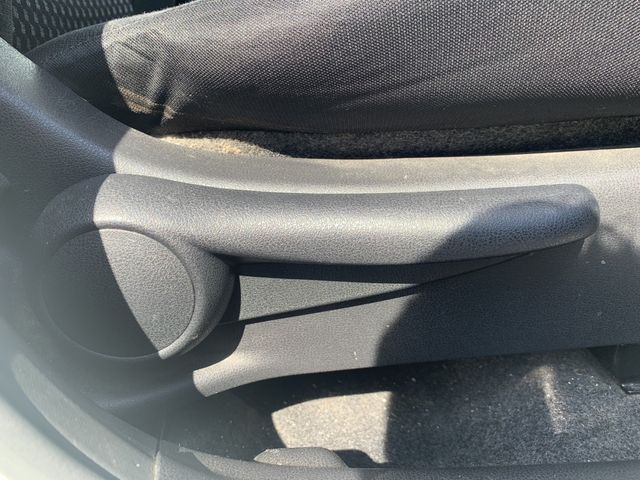 Nissan NOTE 2013-01 1580-23
